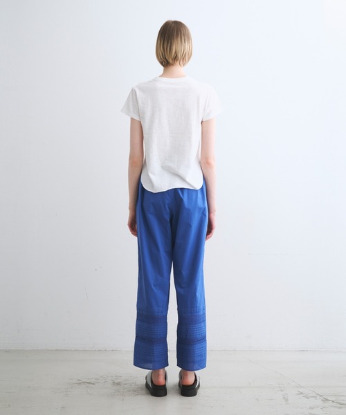 three dots(スリードッツ)の「オーガニックスラブ クルーネック(Tシャツ/カットソー・レディース・ブルー系その他/ホワイト/ピンク系その他/バーガンディー/イエロー系その他・M/S)」の6枚目の写真