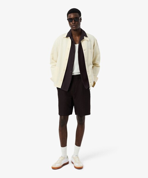 LACOSTE(ラコステ)の「オーバーサイズ リネンオープンカラーシャツ(シャツ/ブラウス・メンズ・オフホワイト/ブラウン/ピンク・38/39/40/41)」の9枚目の写真