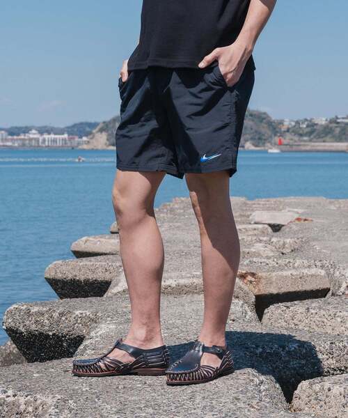 NIKE(ナイキ)の「《WEB限定》NIKE SWIM (ナイキ スイム) 限定 ボレーショーツ(その他パンツ・メンズ・グリーン/チャコールグレー/ブラック/ベージュ・XX-LARGE/X-LARGE/LARGE/MEDIUM)」の21枚目の写真