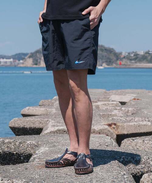 NIKE(ナイキ)の「《WEB限定》NIKE SWIM (ナイキ スイム) 限定 ボレーショーツ(その他パンツ・メンズ・グリーン/チャコールグレー/ブラック/ベージュ・XX-LARGE/X-LARGE/LARGE/MEDIUM)」の22枚目の写真