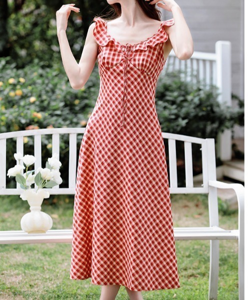 LUCPY(ラクピー)の「チェックキャミロングワンピース(ワンピース・レディース・レッド/パープル・X-LARGE/LARGE/MEDIUM/SMALL)」の4枚目の写真
