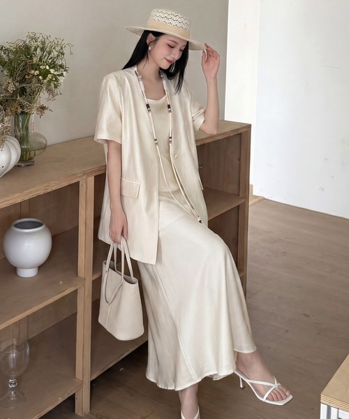 DRESS PLUS（ドレスプラス）の「シルクタッチジャケット スカートセットアップ（セットアップ・レディース・ラベンダー/ブルー/アイボリー・M/L）」の9枚目の写真