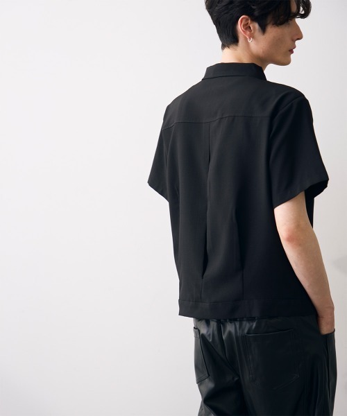 Shoowtime(ショウタイム)の「Cropped double zip shirt jacket / ショート丈ダブルジップシャツジャケット(シャツ/ブラウス・メンズ・カーキ/ブラック・MEDIUM/LARGE/X-LARGE)」の17枚目の写真