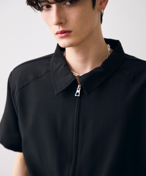 Shoowtime(ショウタイム)の「Cropped double zip shirt jacket / ショート丈ダブルジップシャツジャケット(シャツ/ブラウス・メンズ・カーキ/ブラック・MEDIUM/LARGE/X-LARGE)」の21枚目の写真