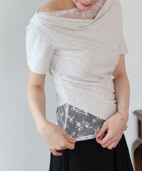 BLUEEAST（ブルーイースト）の「レースドッキングドレープカットソー（Tシャツ/カットソー・レディース・ブルー/グレー/ベージュ/ブラック/チャコールグレー・MEDIUM）」の8枚目の写真