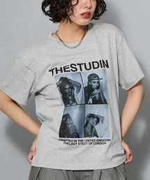 aremoi（アレモイ）の「フォトコラージュ グラフィックプリントTシャツ（Tシャツ/カットソー）」