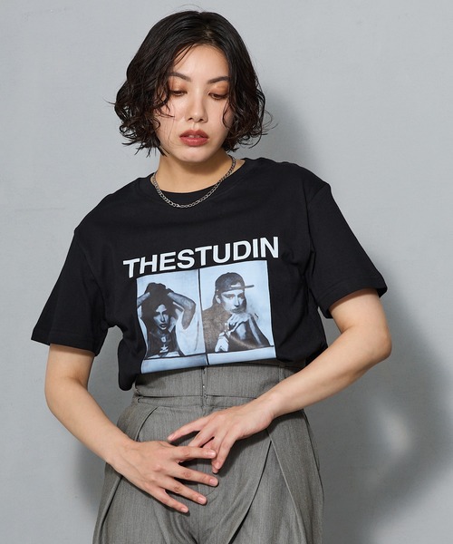 aremoi(アレモイ)の「フォトコラージュ グラフィックプリントTシャツ(Tシャツ/カットソー・レディース・ブラック/ホワイト/グレー・LARGE/MEDIUM/SMALL)」の22枚目の写真