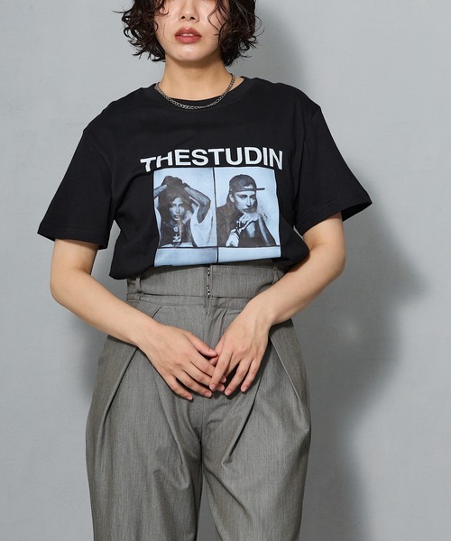 aremoi(アレモイ)の「フォトコラージュ グラフィックプリントTシャツ(Tシャツ/カットソー・レディース・ブラック/ホワイト/グレー・LARGE/MEDIUM/SMALL)」の20枚目の写真