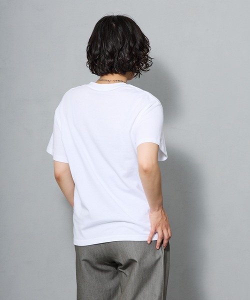 aremoi(アレモイ)の「フォトコラージュ グラフィックプリントTシャツ(Tシャツ/カットソー・レディース・ブラック/ホワイト/グレー・LARGE/MEDIUM/SMALL)」の12枚目の写真