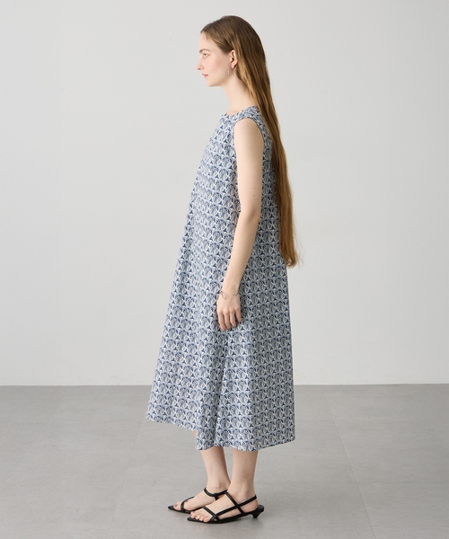 LE SOUK HOLIDAY(ルスークホリデー)の「【Liberty】リバティボートネックワンピース(ワンピース・レディース・ネイビー/オフホワイト・M/L)」の8枚目の写真
