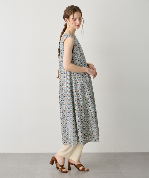 LE SOUK HOLIDAY(ルスークホリデー)の「【Liberty】リバティボートネックワンピース(ワンピース・レディース・ネイビー/オフホワイト・M/L)」の12枚目の写真