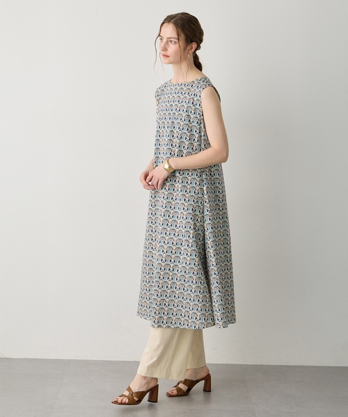LE SOUK HOLIDAY(ルスークホリデー)の「【Liberty】リバティボートネックワンピース(ワンピース・レディース・ネイビー/オフホワイト・M/L)」の14枚目の写真