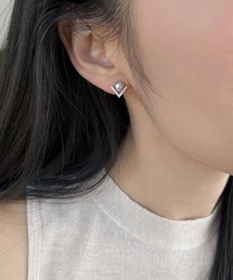Vモチーフ パールピアス
