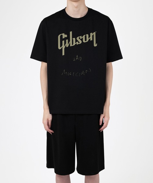 LAD MUSICIAN(ラッドミュージシャン)の「Gibson × LAD MUSICIAN PRINT T-SHIRT(Tシャツ/カットソー・メンズ・ブラック・44/46/42)」の2枚目の写真