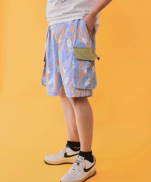 ScoLar Parity（スカラーパリティ）の「362114：Parityキャラ トロピカルリーフ柄ハーフパンツ（その他パンツ・レディース・オレンジ/ネイビー/ブラック・M）」の6枚目の写真