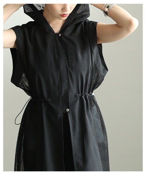 Sawa a la mode(サワアラモード)の「ローン×メッシュフーディーロングジレ(その他アウター・レディース・ベージュ/ブラック・FREE)」の21枚目の写真