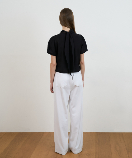 DEHEVE（デヘヴェ）の「Cowl Neck Scarf Blouse [Black]（シャツ/ブラウス・レディース・ブラック・SMALL/MEDIUM）」の4枚目の写真