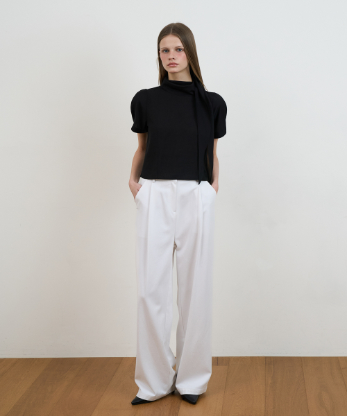 DEHEVE（デヘヴェ）の「Cowl Neck Scarf Blouse [Black]（シャツ/ブラウス・レディース・ブラック・SMALL/MEDIUM）」の5枚目の写真