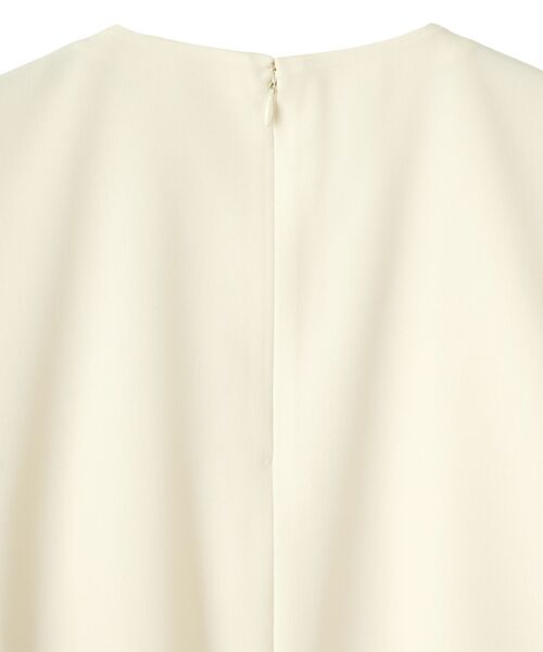LANVIN en Bleu(ランバンオンブルー)の「ドライポリエステルギャザー袖ブラウス(シャツ/ブラウス・レディース・グレー/ブラック/オフホワイト・38)」の17枚目の写真