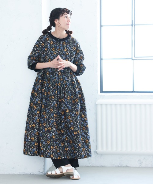 soulberry（ソウルベリー）の「私の野に咲くワンピース（シャツワンピース・レディース・ブラック・LL/L/M/4L/3L）」の4枚目の写真