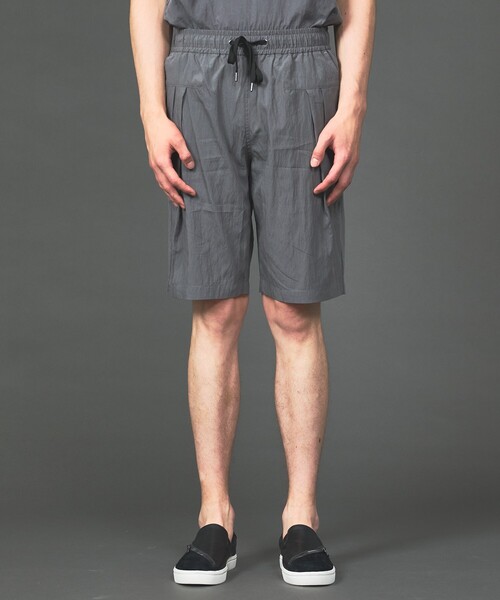5351 POUR LES HOMMES(ゴーサンゴーイチプールオム)の「【セットアップ対応】セルロース ナイロン 2タック ショートパンツ(その他パンツ・メンズ・ブラック/グレー・46/44/48/50)」の18枚目の写真