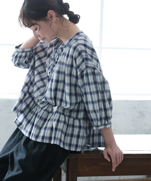 soulberry(ソウルベリー)の「朝顔チェックのブラウス(シャツ/ブラウス・レディース・オフホワイト・LL/3L/4L/5L/M/L)」の9枚目の写真