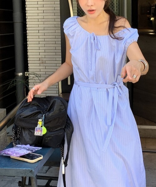 LUCPY(ラクピー)の「サイドリボンレイヤードワンピース(ワンピース・レディース・グリーン/ブルー・FREE)」の3枚目の写真