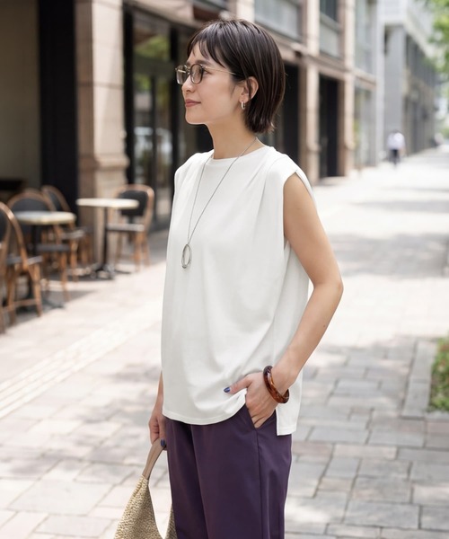STYLE DELI(スタイルデリ)の「接触冷感Wタックカットソートップス(Tシャツ/カットソー・レディース・ブラック/イエロー/ホワイト・FREE)」の6枚目の写真
