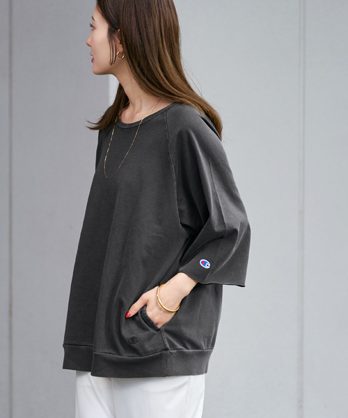 FRAMeWORK(フレームワーク)の「CHAMPION/チャンピオン 別注 30-3 MVS JERSEY TEE(Tシャツ/カットソー・レディース・ベージュ/スミクロ・FREE)」の1枚目の写真
