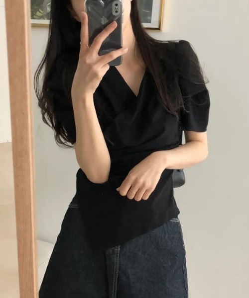 semuse(セミューズ)の「カシュクールアシメトリー高見え美人ブラウス(シャツ/ブラウス・レディース・ブラック/アイボリー・FREE)」の2枚目の写真