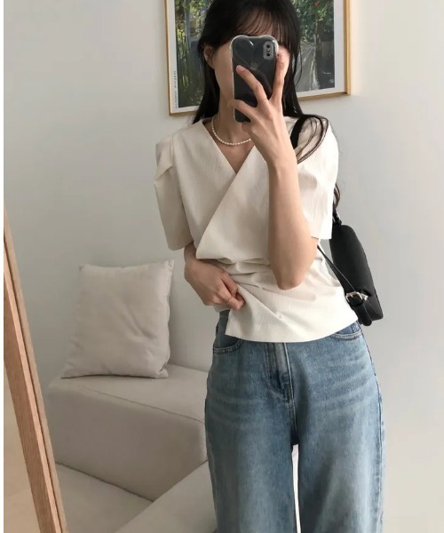 semuse(セミューズ)の「カシュクールアシメトリー高見え美人ブラウス(シャツ/ブラウス・レディース・ブラック/アイボリー・FREE)」の6枚目の写真