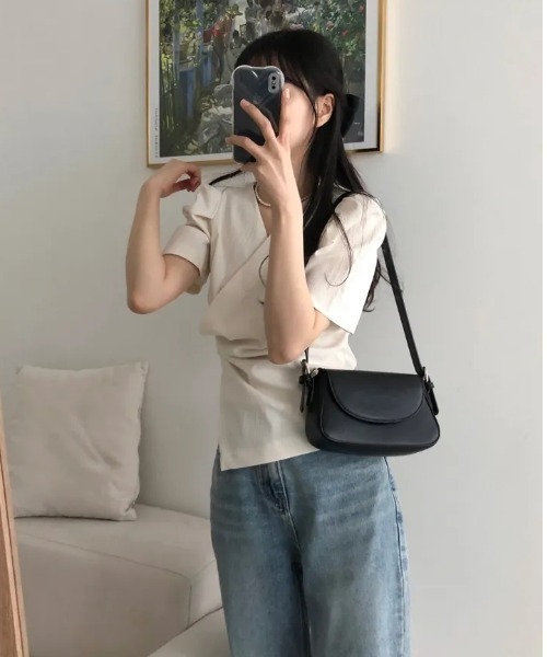 semuse(セミューズ)の「カシュクールアシメトリー高見え美人ブラウス(シャツ/ブラウス・レディース・ブラック/アイボリー・FREE)」の9枚目の写真