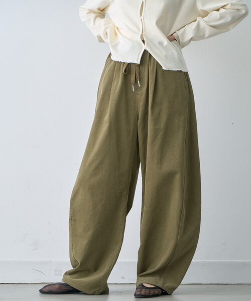 その他パンツ（グリーン・カーキ/緑色系・コーデュロイ）ファッション