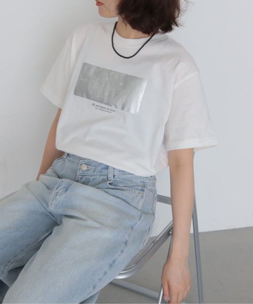 HER CLOSET(ハークローゼット)の「【HER CLOSET】クラッシュ箔 Tシャツ CRASHED FOIL T-SHIRT(Tシャツ/カットソー・レディース・ブラック/オフホワイト・L/M/S)」の1枚目の写真