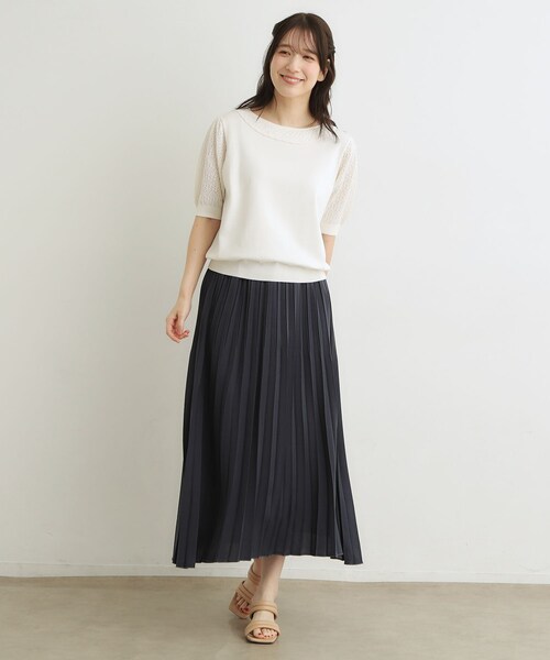 LAURA ASHLEY(ローラアシュレイ)の「【洗える/調温機能糸使用】かぎ針編み風ラウンドカラープルオーバーニット(ニット/セーター・レディース・アイボリー/ブラック/ボルドー・40/38)」の20枚目の写真