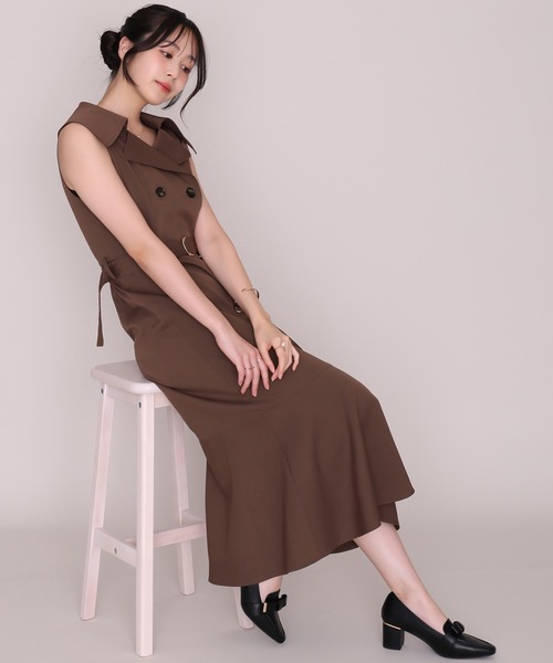MISCH MASCH(ミッシュマッシュ)の「2026秋冬新作 ビッグカラートレンチノースリワンピース(ワンピース・レディース・ブラウン/ベージュ・S/M)」の19枚目の写真