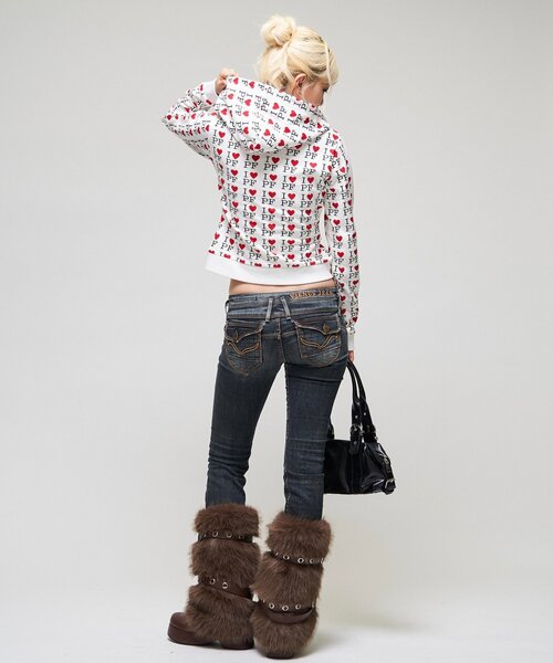 WHO'S WHO gallery(フーズフーギャラリー)の「【26AW LOOK掲載品番】I ♡ PF ジップフーディ(パーカー・レディース・サックスブルー/イエロー/オフホワイト/グレー・FREE)」の22枚目の写真