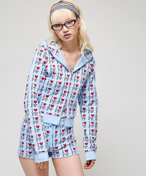 WHO'S WHO gallery(フーズフーギャラリー)の「【26AW LOOK掲載品番】I ♡ PF ジップフーディ(パーカー・レディース・サックスブルー/イエロー/オフホワイト/グレー・FREE)」の5枚目の写真
