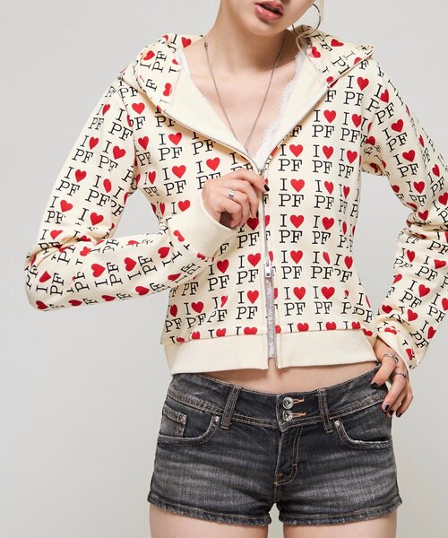 WHO'S WHO gallery(フーズフーギャラリー)の「【26AW LOOK掲載品番】I ♡ PF ジップフーディ(パーカー・レディース・サックスブルー/イエロー/オフホワイト/グレー・FREE)」の14枚目の写真