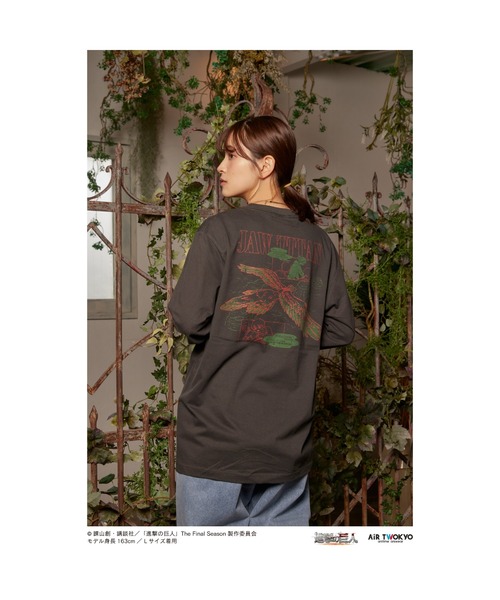 AIR TWOKYO（エアトゥーキョー）の「TVアニメ『進撃の巨人』The Final Season 完結編(後編） ロングスリーブTシャツ1(来い!!私は強い!!）Ｓサイズ（Tシャツ/カットソー・レディース・スミクロ・LARGE/MEDIUM/SMALL/XX-LARGE/X-LARGE）」の2枚目の写真