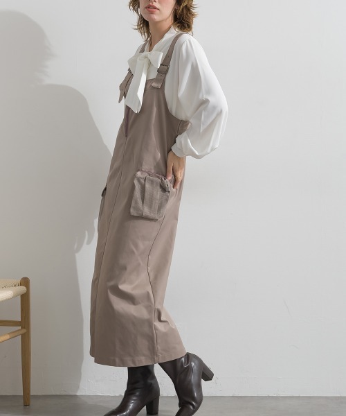 Material（Avenue）（マテリアル）の「【Material】圧縮ツイル メッシュワークポケット アジャスタブルストラップ ジャンパースカート ジャンスカ（ジャンパースカート・レディース・ブラック/ピンクベージュ/ダークカーキ・FREE）」の6枚目の写真