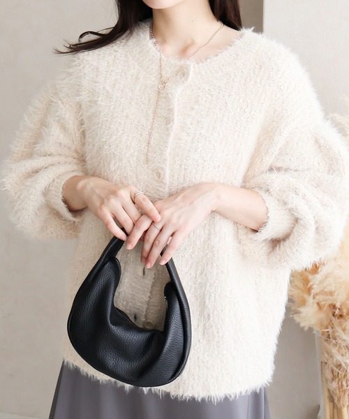 NYLAUS（ナイラス）の「【SG】シャギーニット Uネック カーディガン ニットカーディガン（カーディガン/ボレロ・レディース・レッド/アイボリー/グレイッシュベージュ/グリーン/ネイビー・FREE）」の7枚目の写真