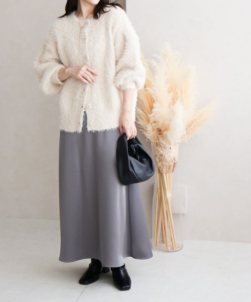 NYLAUS（ナイラス）の「【SG】シャギーニット Uネック カーディガン ニットカーディガン（カーディガン/ボレロ・レディース・レッド/アイボリー/グレイッシュベージュ/グリーン/ネイビー・FREE）」の8枚目の写真