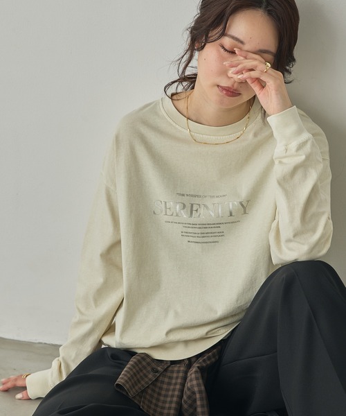 hunch(ハンチ)の「ビンテージライク 箔プリントトップス(Tシャツ/カットソー・レディース・チャコール/ライトベージュ/ブラウン・FREE)」の3枚目の写真