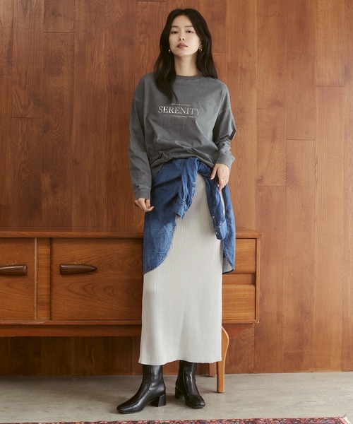hunch(ハンチ)の「ビンテージライク 箔プリントトップス(Tシャツ/カットソー・レディース・チャコール/ライトベージュ/ブラウン・FREE)」の9枚目の写真