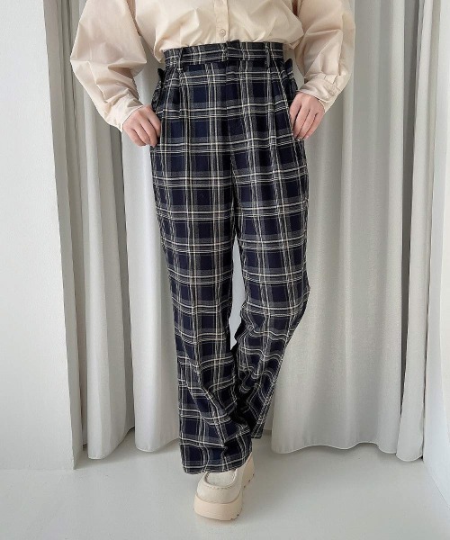 F i.n.t(フィント)の「【サイズ展開】フラップポケットチェックフレアーパンツ/fint フィント(その他パンツ・レディース・ボルドー/ネイビー・1/0)」の5枚目の写真