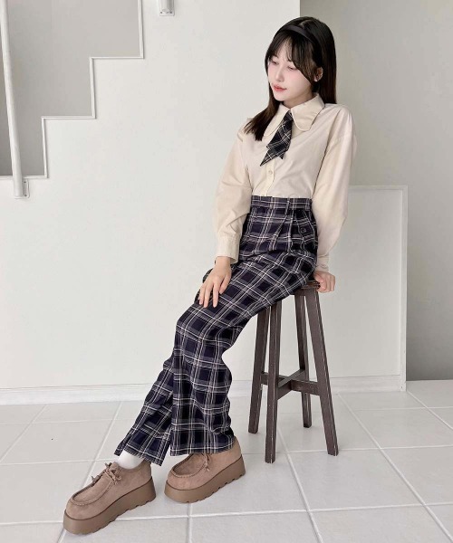 F i.n.t(フィント)の「【サイズ展開】フラップポケットチェックフレアーパンツ/fint フィント(その他パンツ・レディース・ボルドー/ネイビー・1/0)」の10枚目の写真