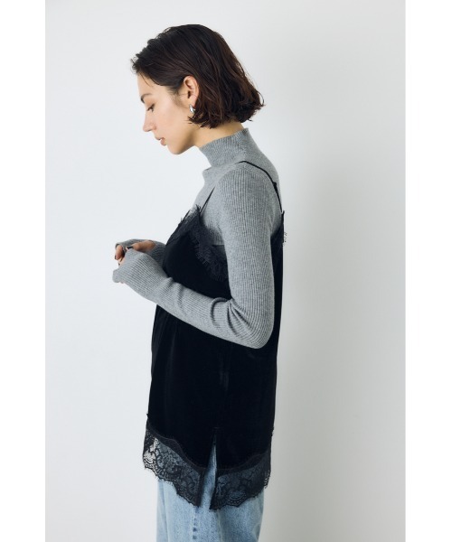 AZUL by moussy(アズールバイマウジー)の「大人かわいい♪ベロアレースアシメキャミソール 秋服 冬服 春服 レイヤード スリット入り 肩紐調整可能◎ トレンド(キャミソール・レディース・ブラック/アイボリー・FREE)」の6枚目の写真