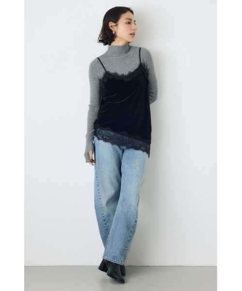 AZUL by moussy(アズールバイマウジー)の「大人かわいい♪ベロアレースアシメキャミソール 秋服 冬服 春服 レイヤード スリット入り 肩紐調整可能◎ トレンド(キャミソール・レディース・ブラック/アイボリー・FREE)」の8枚目の写真