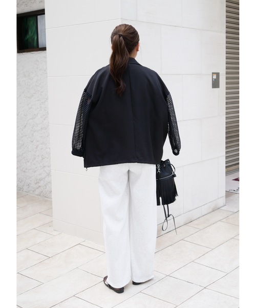 BeBeoD(べベッド)の「バイカラーリラックススウェットパンツ(スウェットパンツ・レディース・アイボリー/グレー/ブラック・フリー)」の5枚目の写真